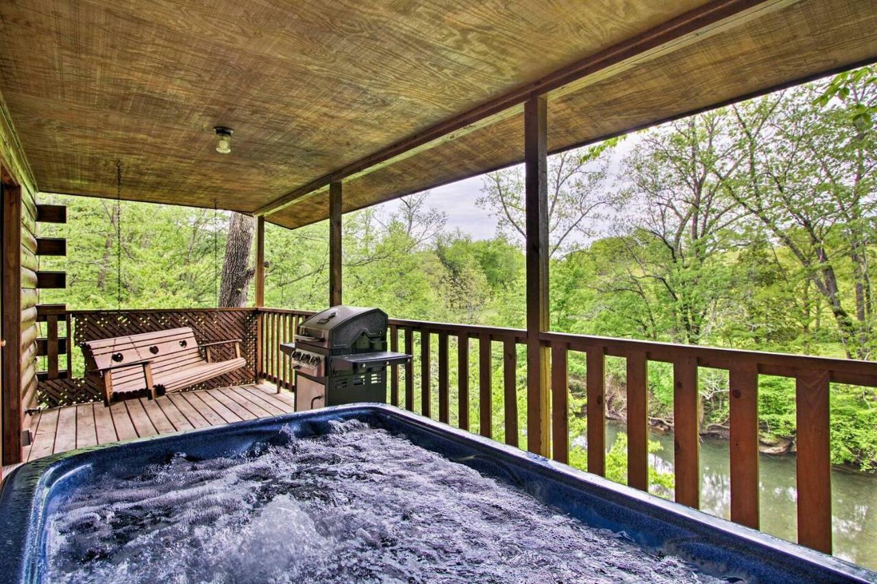 River Rush- Cozy Riverfront Cabin 5 Mi To Pigeon Forge Sevierville Exterior foto
